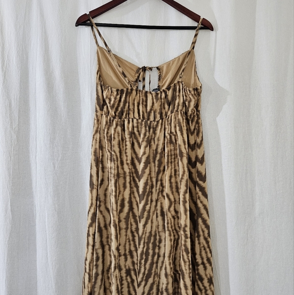Wild Fable High Low Hem Printed Chiffon Dress in Brown & Tan Women’s Size M - Picture 6 of 9